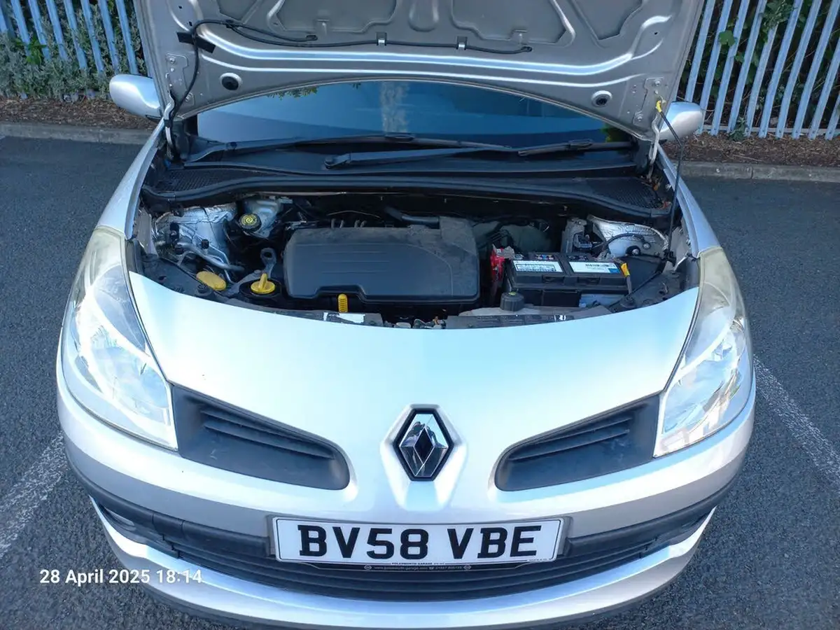 2008-renault-clio-12-expression-16v-75bhp-ac-hatchback-5d-big-19