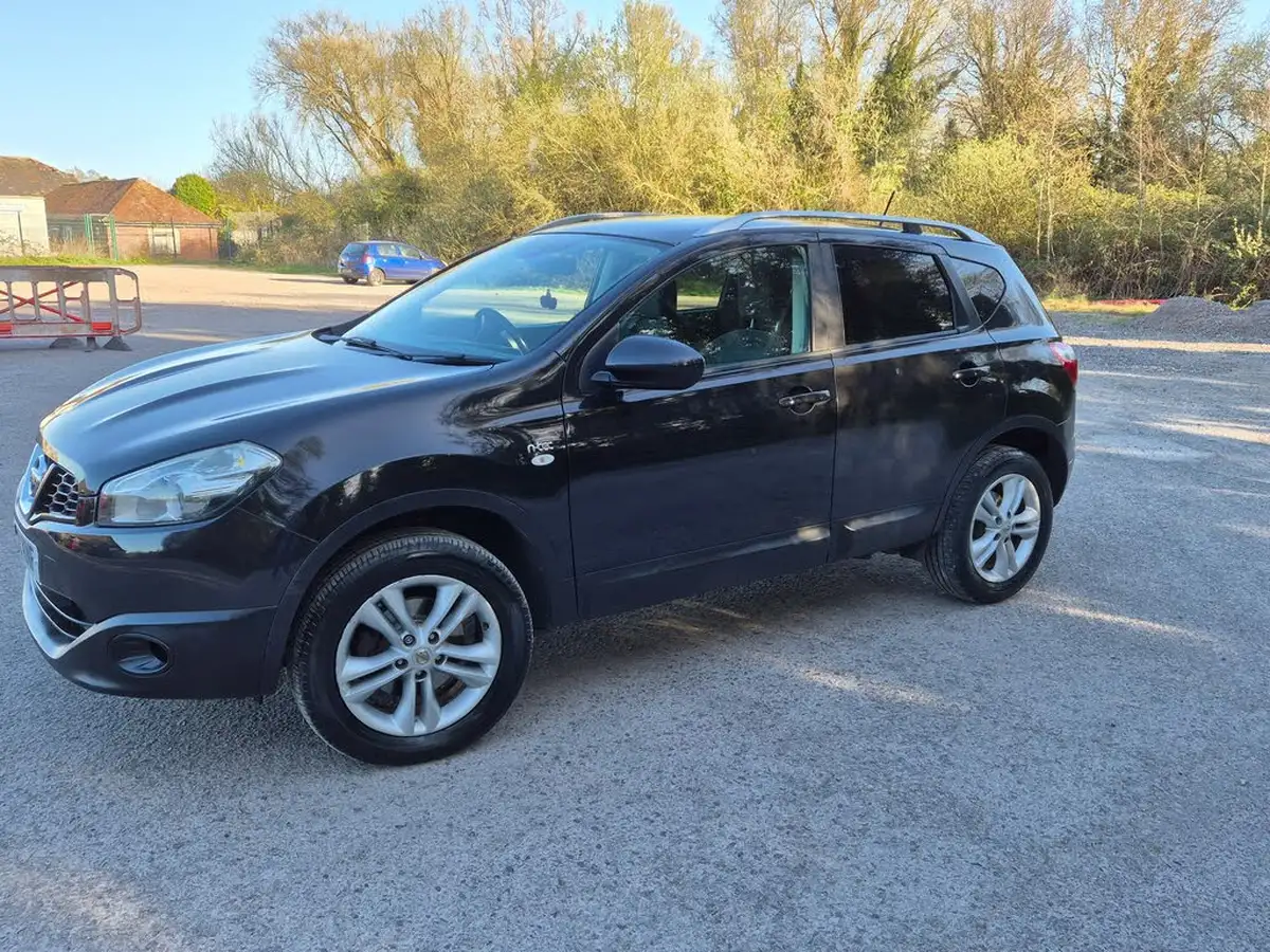 2010-nissan-qashqai-16-n-tec-big-3