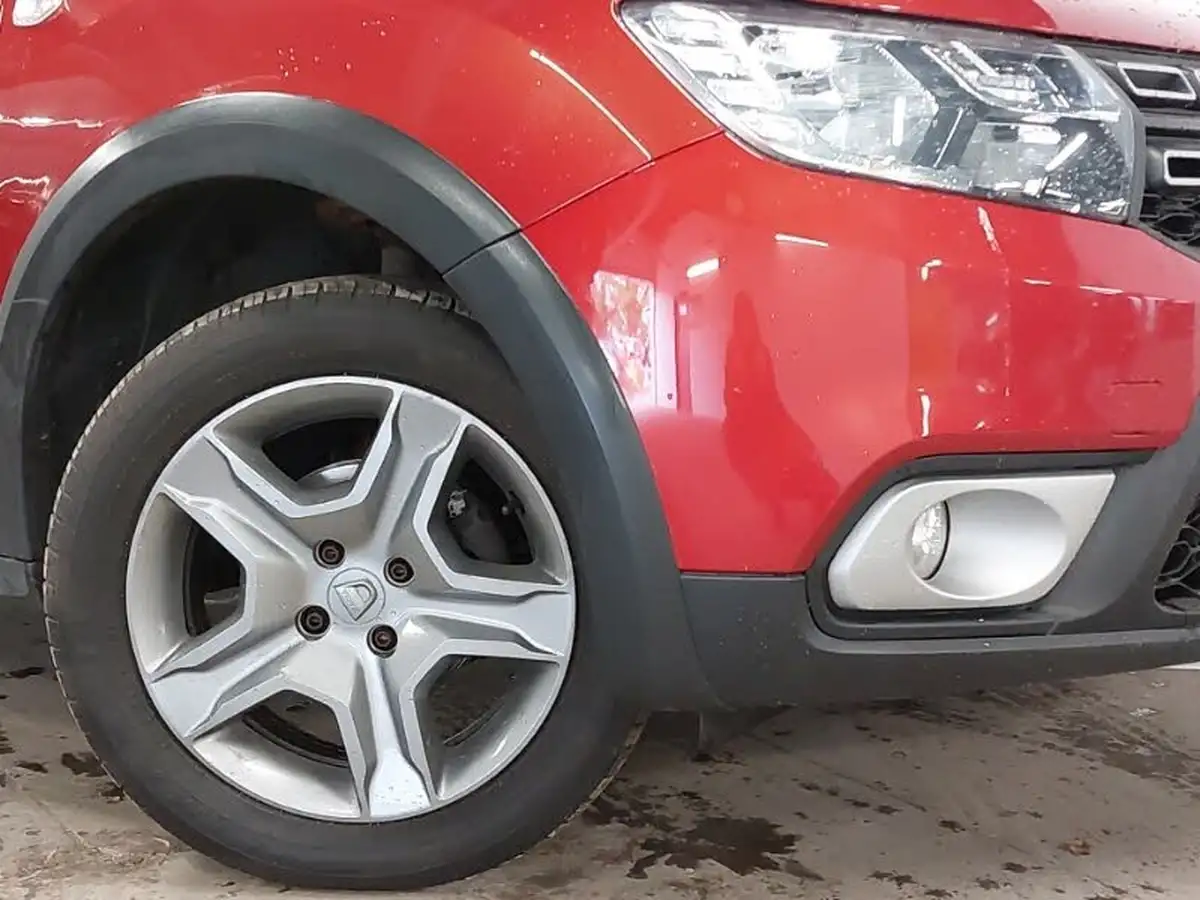 2017-dacia-sandero-stepway-15dci-laureate-big-8