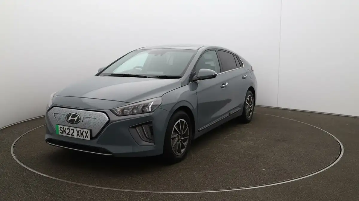 2022-hyundai-ioniq-e-premium-se-electric-big-29