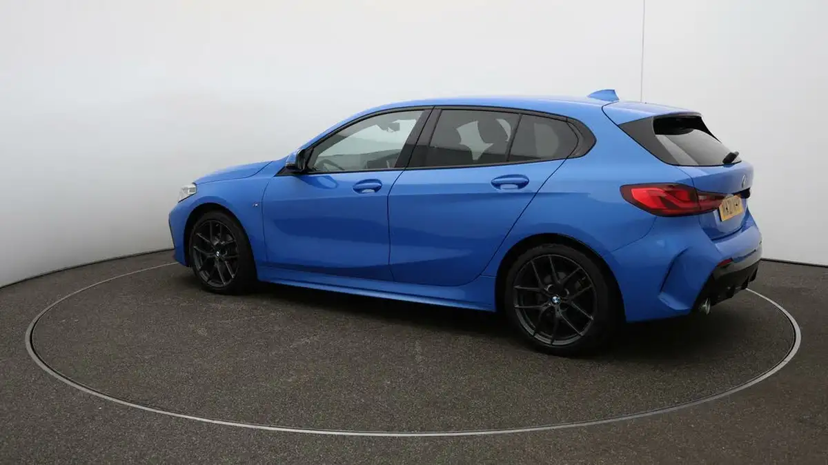 2021-bmw-1-series-20td-118d-m-sport-lcp-auto-big-28