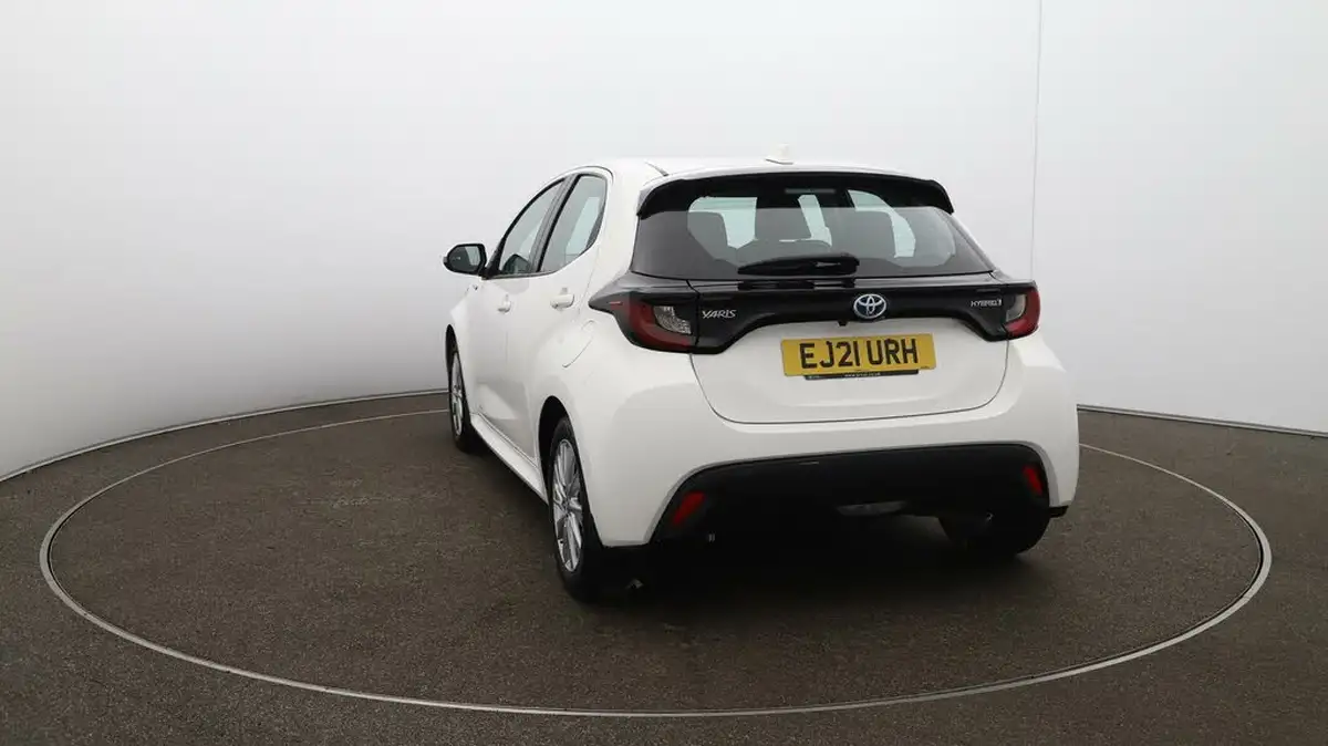 2021-toyota-yaris-15-vvt-i-icon-114bhp-hybrid-1490cc-e-cvt-big-53