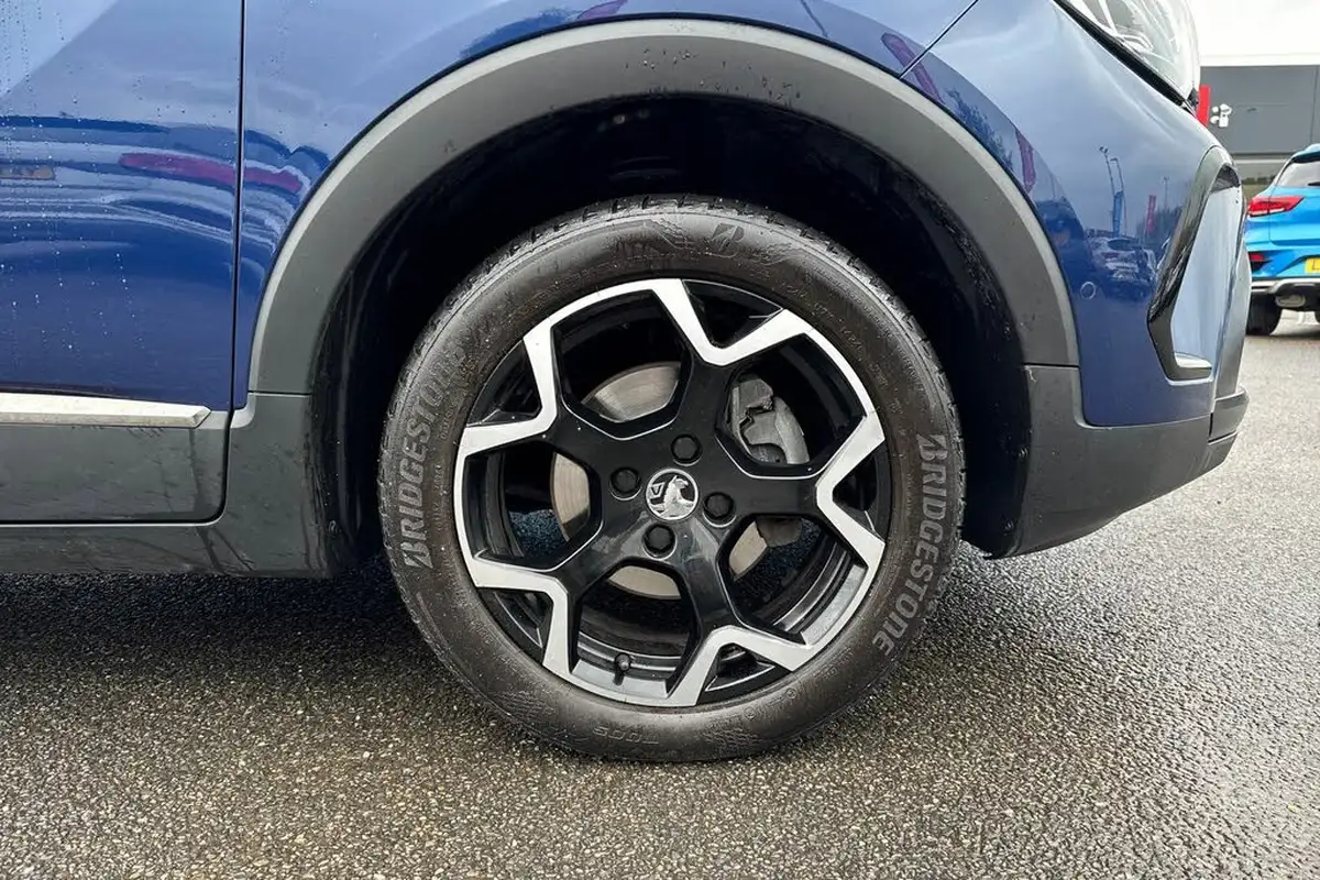 2022-vauxhall-crossland-12-ultimate-130ps-big-14