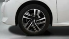 2023-peugeot-208-12-puretech-allure-premium-100ps-eat8-small-18