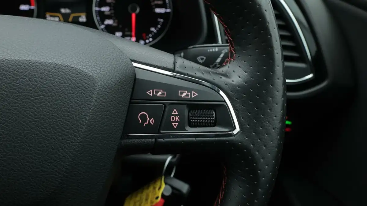 2017-seat-leon-14-tsi-fr-technology-sportcoupe-3d-big-27