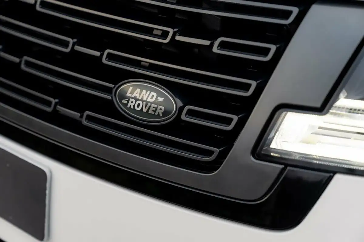 2023-land-rover-range-rover-30-p400-autobiography-big-7