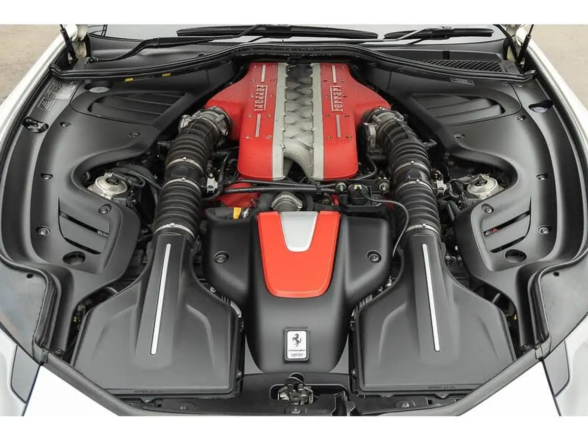 2013-ferrari-ff-63-big-10