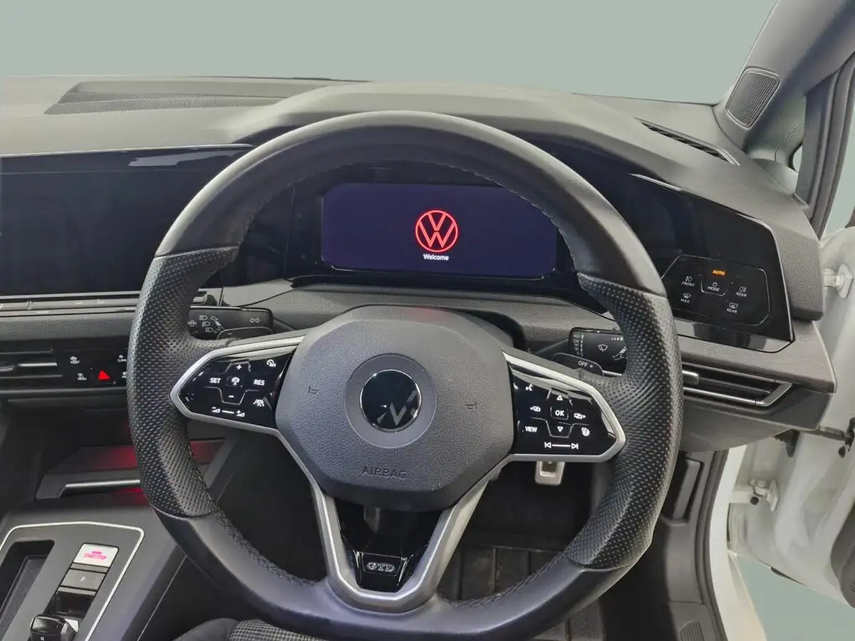 2020-volkswagen-golf-20tdi-gtd-200ps-hatchback-5d-big-19