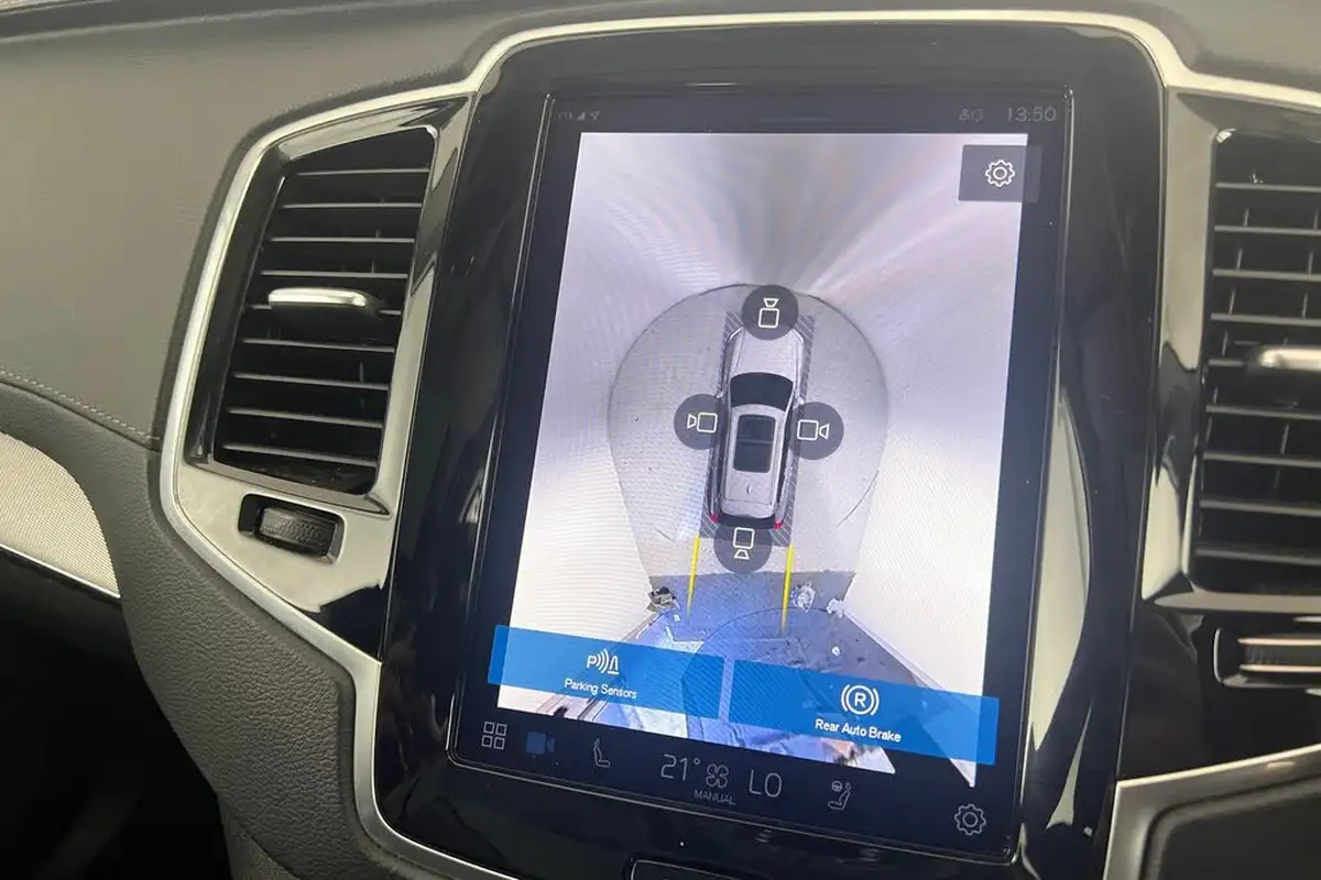 2024-volvo-xc90-20-t8-plus-big-15