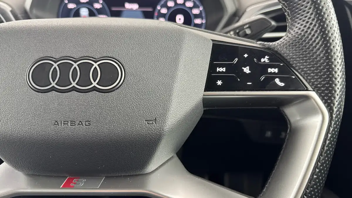 2022-audi-q4-e-tron-40e-s-line-station-wagon-big-21