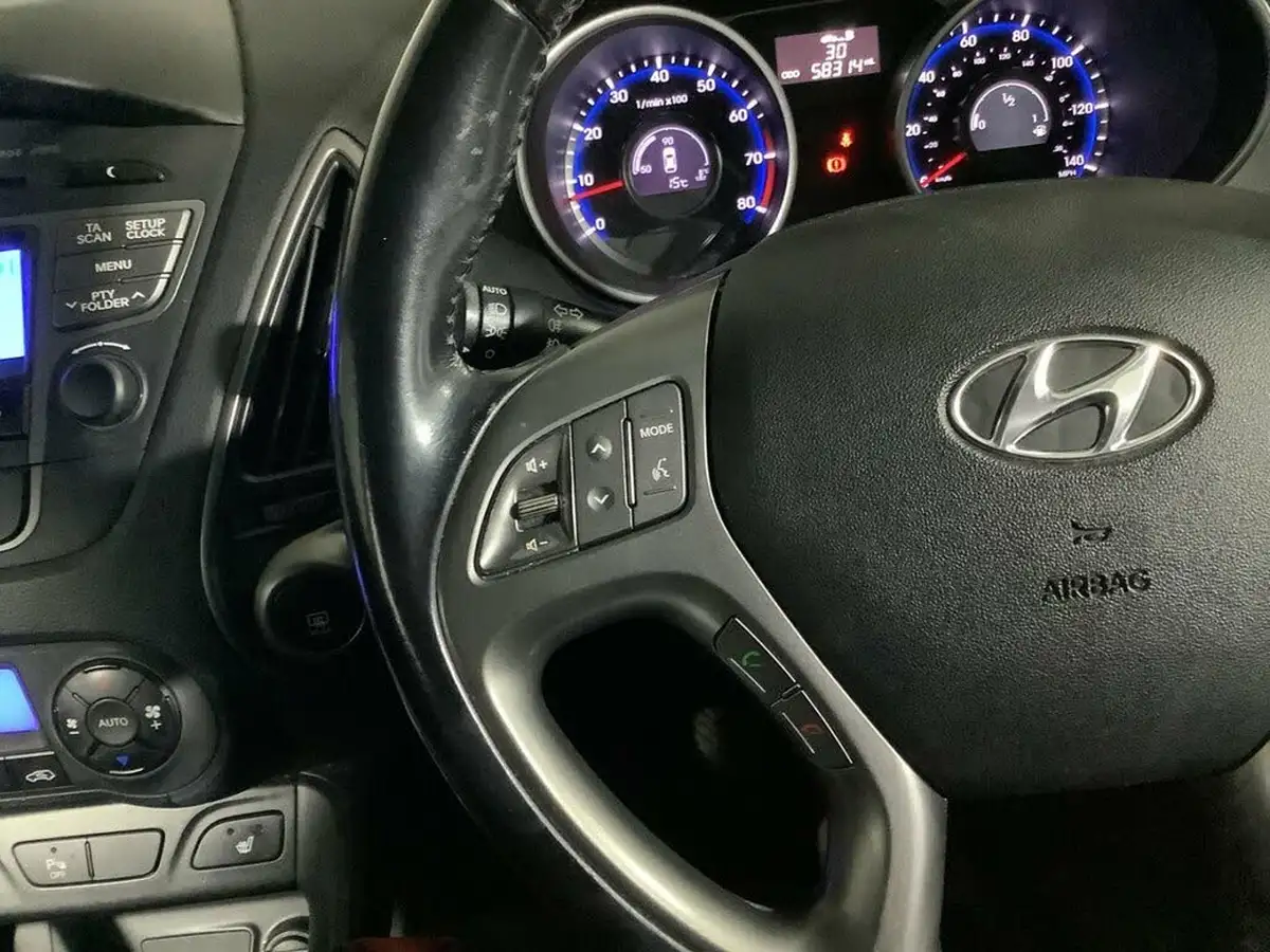 2014-hyundai-ix35-16-se-big-13