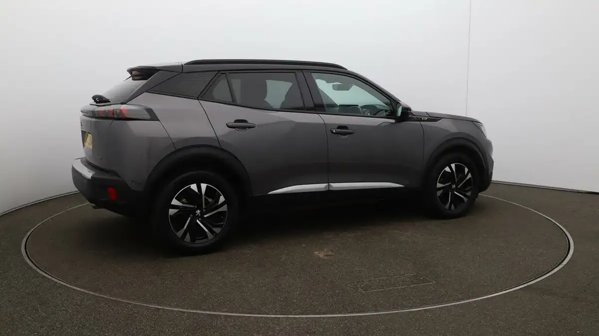 2021-peugeot-2008-suv-15-bluehdi-gt-big-43