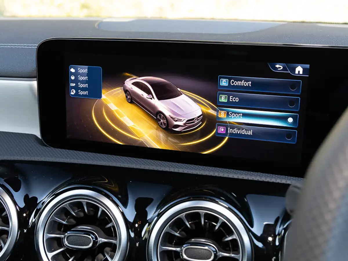 2024-mercedes-benz-cla-20d-cla-220d-amg-line-premium-plus-coupe-4d-big-15
