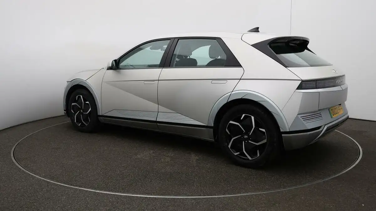 2022-hyundai-ioniq-5-e-premium-217ps-73kwh-rwd-big-54