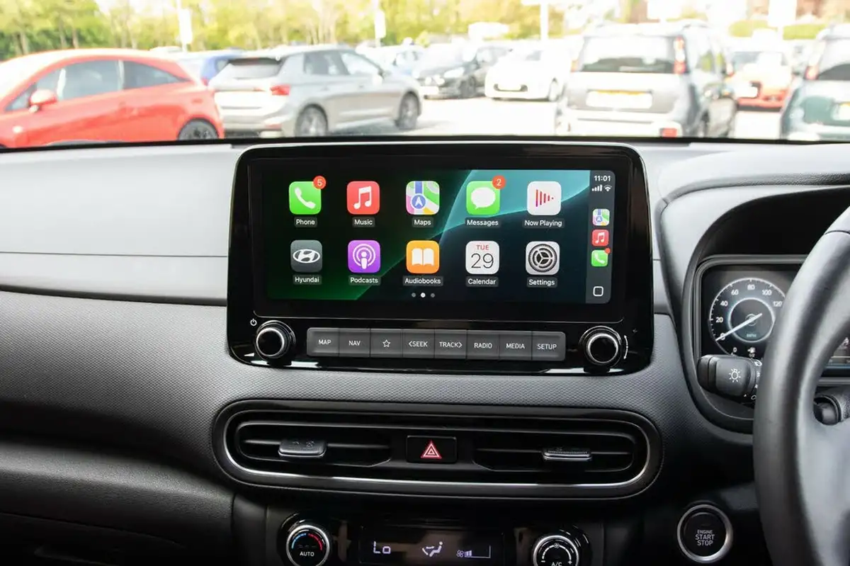 2022-hyundai-kona-16-gdi-premium-big-29