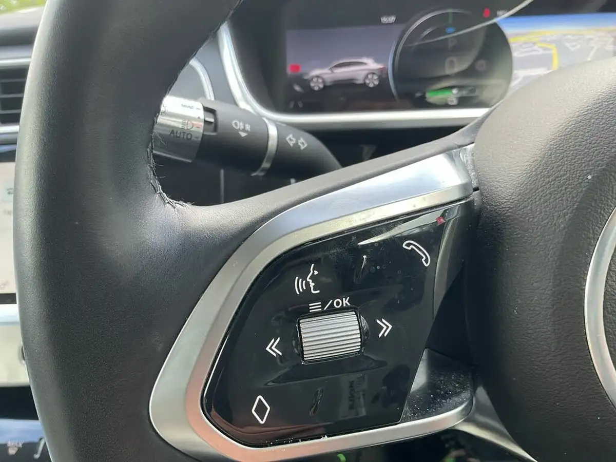 2019-jaguar-i-pace-ev400-se-big-15