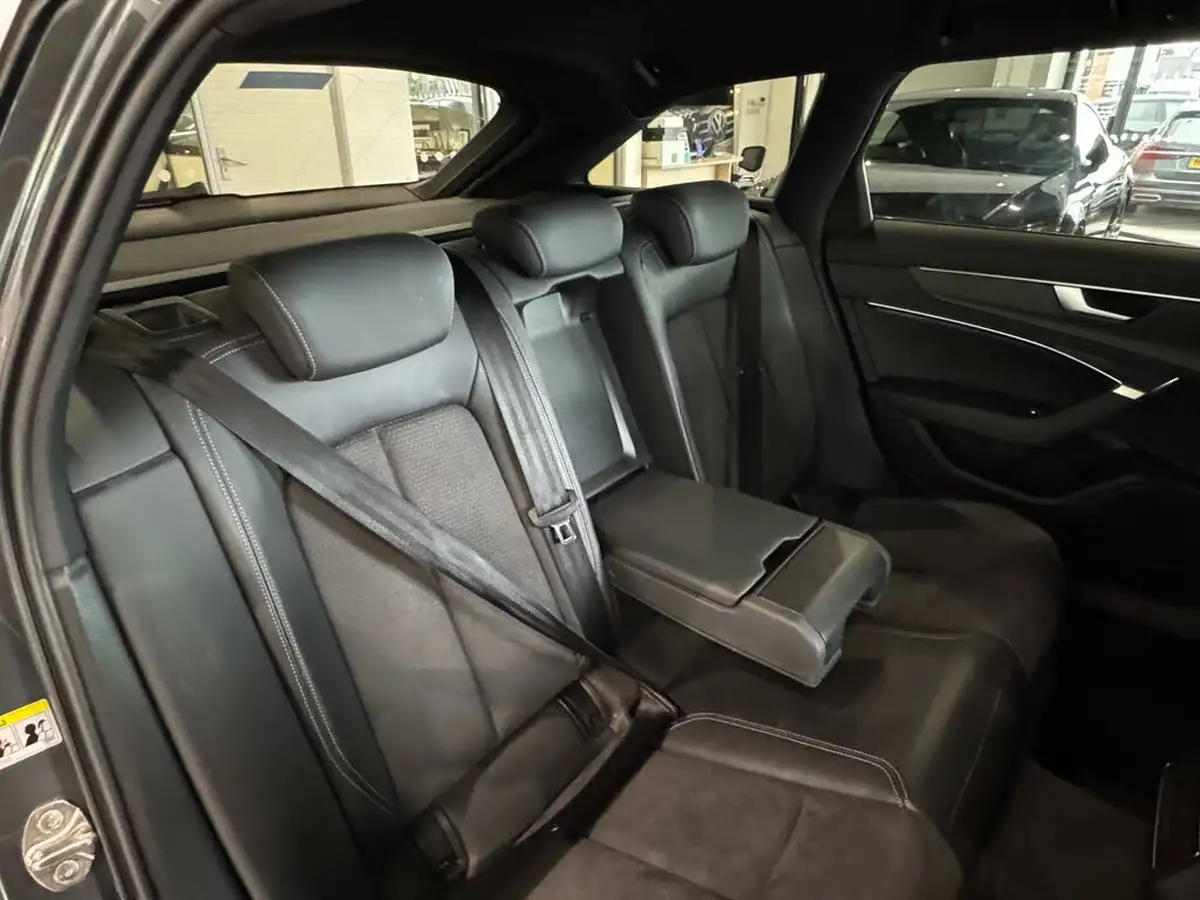 2021-audi-a6-avant-20-40-tdi-black-edition-big-13