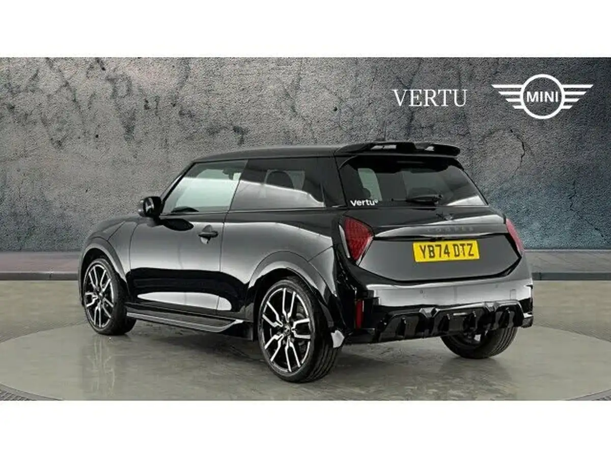 2024-mini-cooper-15-cooper-c-sport-3d-big-1