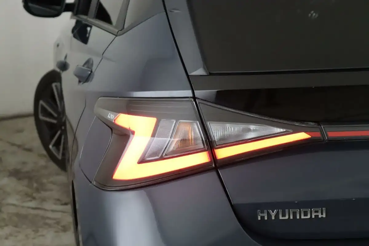 2024-hyundai-i20-10-t-gdi-n-line-dct-big-7