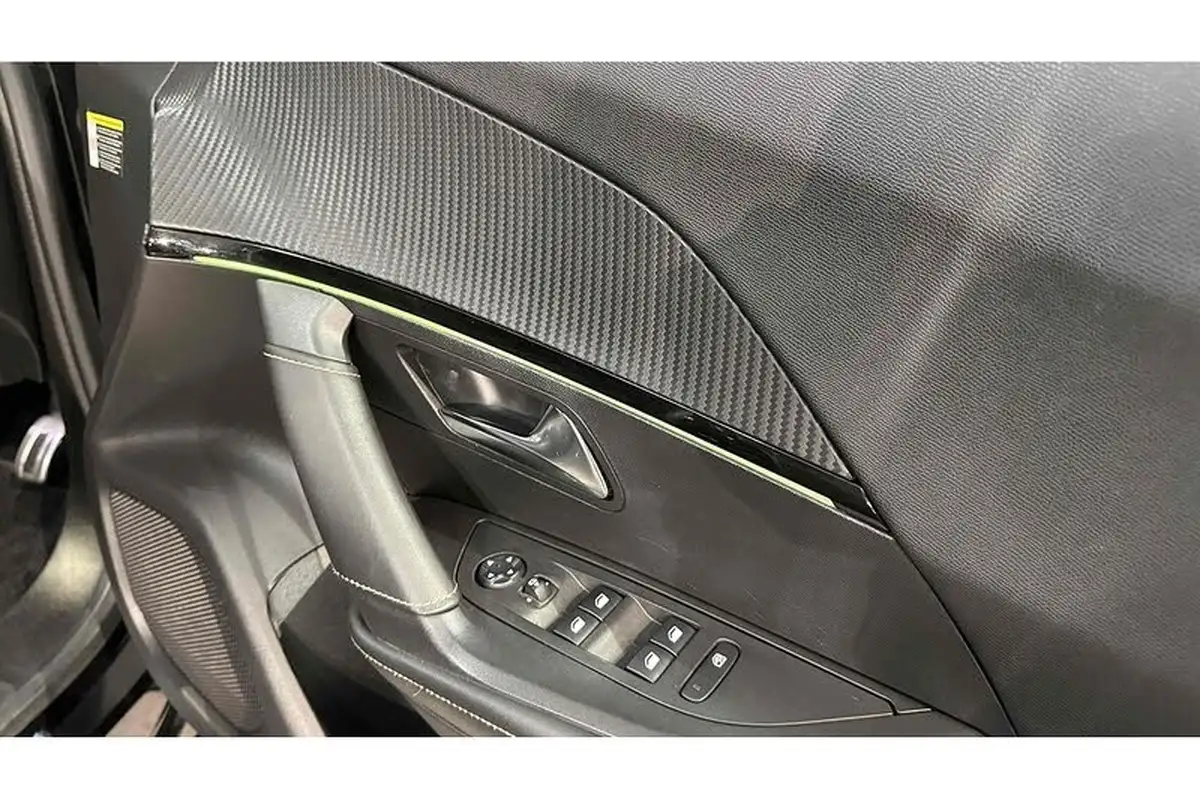 2021-peugeot-2008-suv-15-bluehdi-gt-big-14