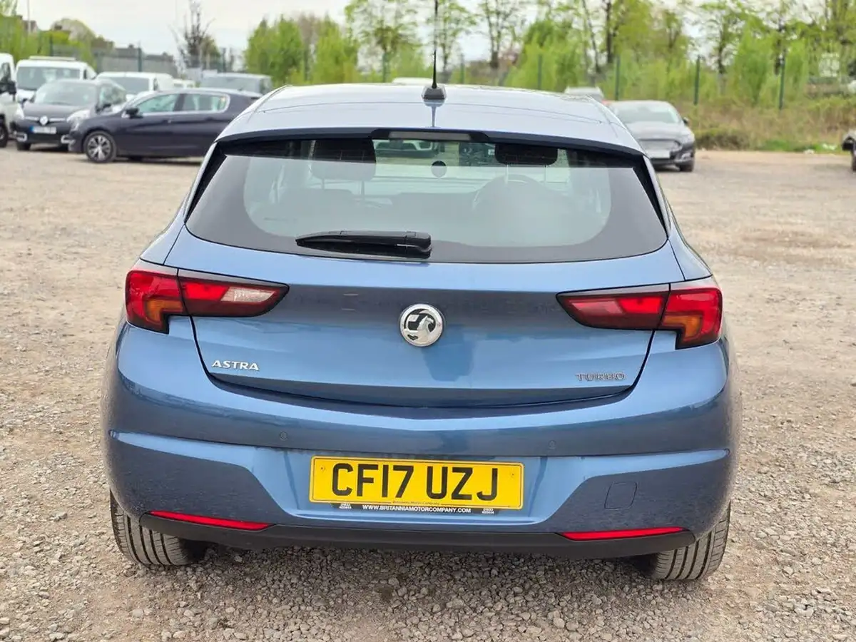 2017-vauxhall-astra-14i-16v-turbo-elite-150ps-ss-hatchback-auto-big-14