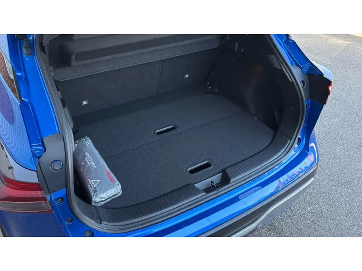 2022-nissan-qashqai-13-dig-t-tekna-158ps-xtronic-big-30