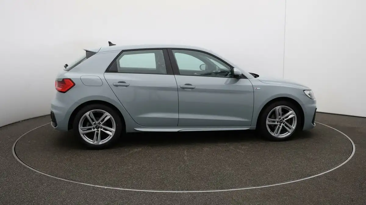 2022-audi-a1-10-30-tfsi-s-line-big-41