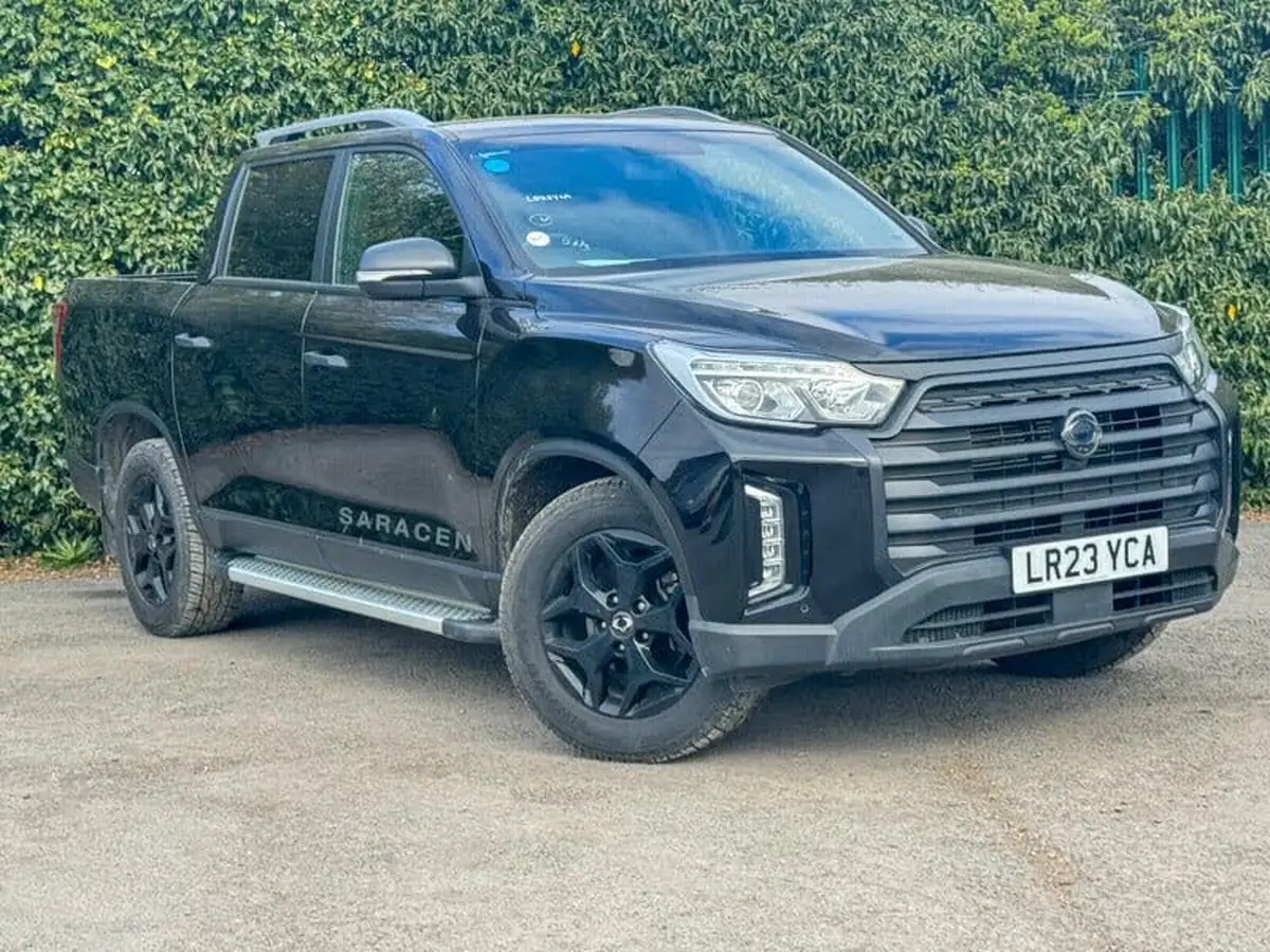 2023-kgm-ssangyong-musso-22td-saracen-202pseu6d-big-1