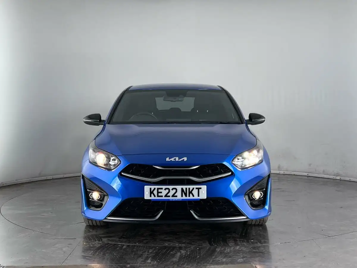 2022-kia-ceed-15-t-gdi-gt-line-big-4