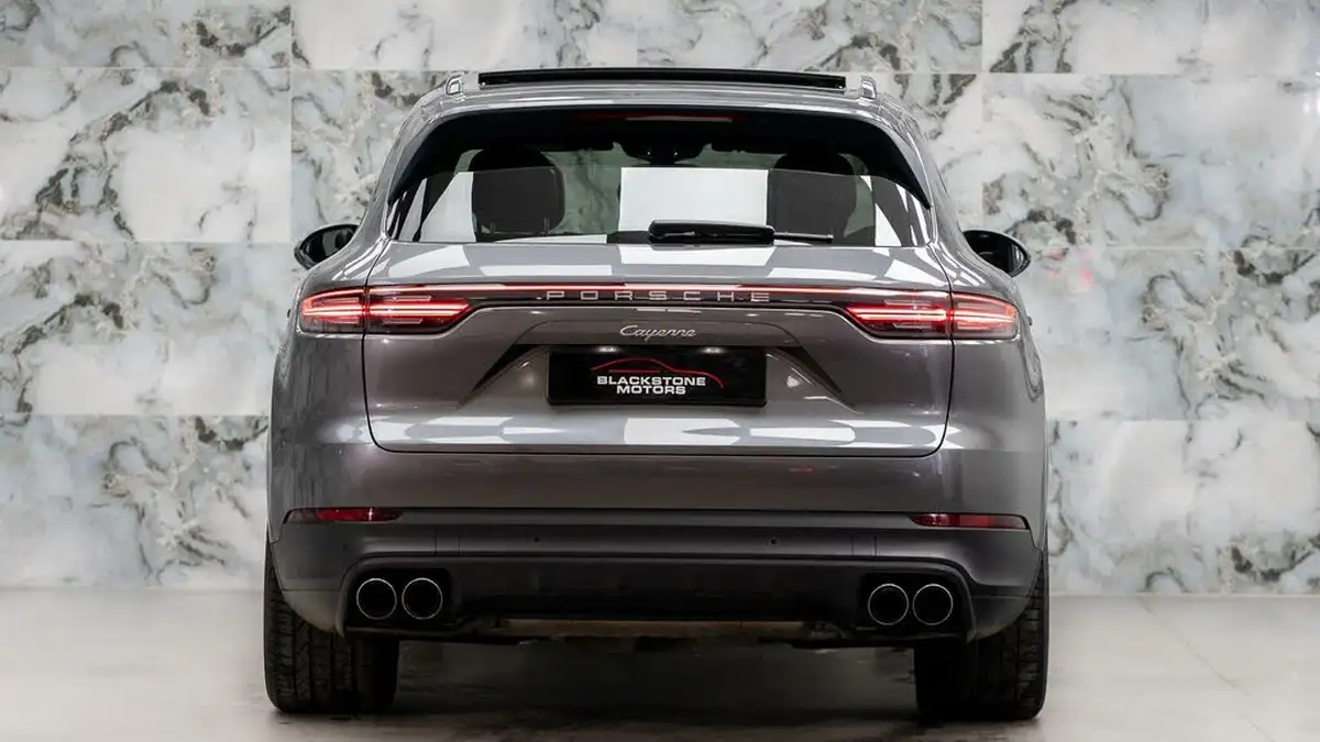 2019-porsche-cayenne-30-v6-coupe-big-5