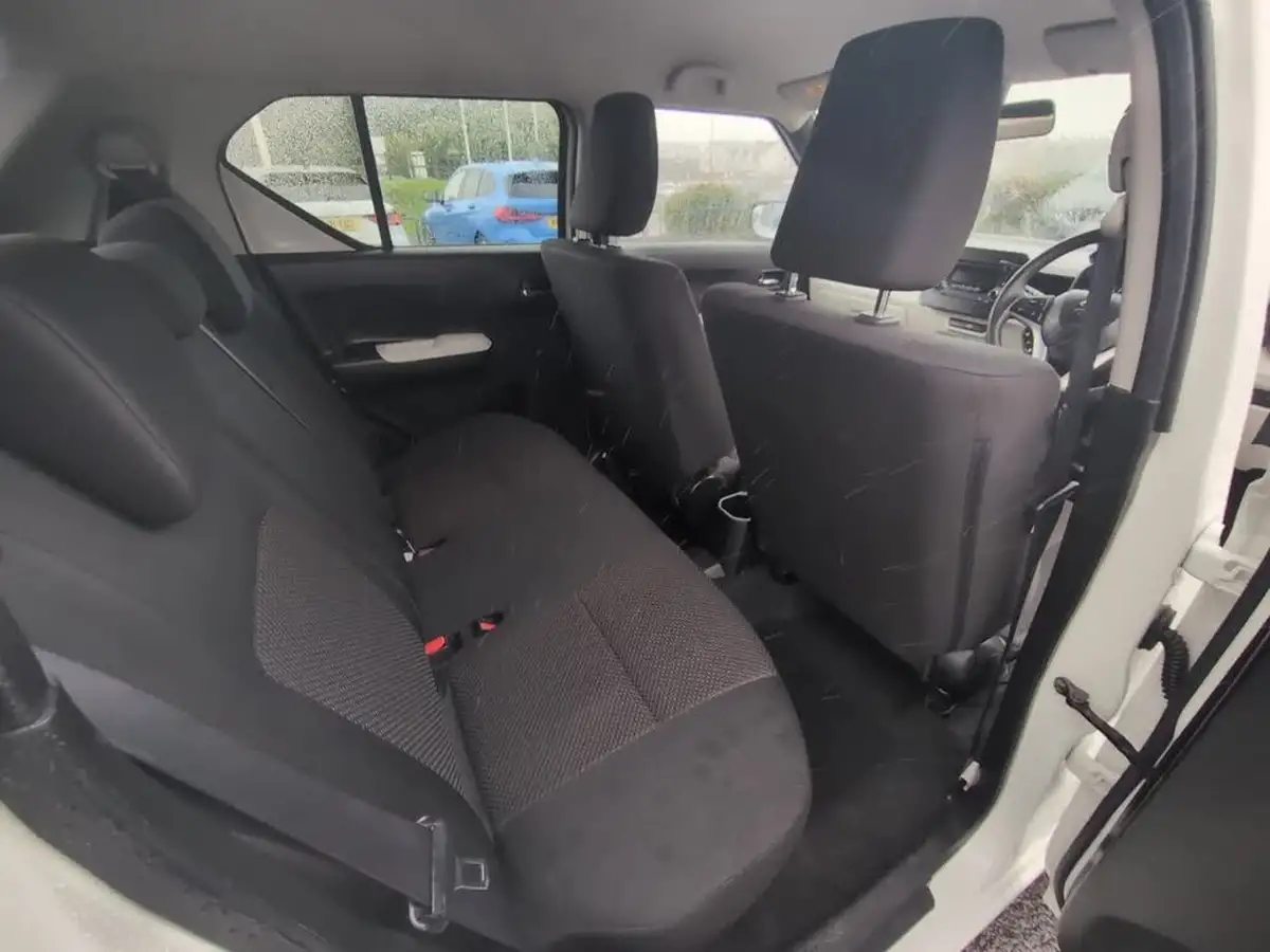 2018-suzuki-ignis-12-dualjet-sz3-big-11