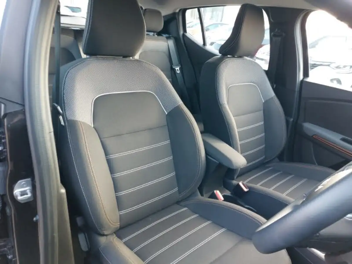 2023-dacia-sandero-stepway-10-tce-journey-90bhp-big-9