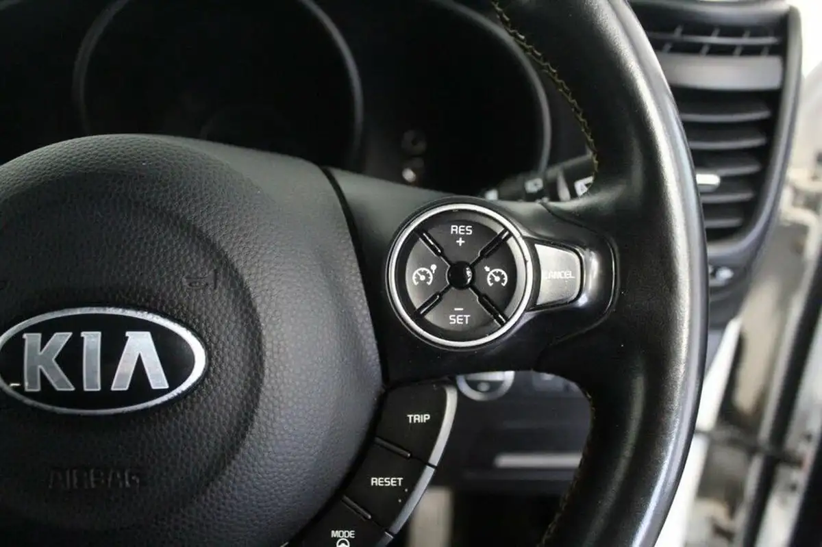 2014-kia-soul-16td-mixx-auto-big-35