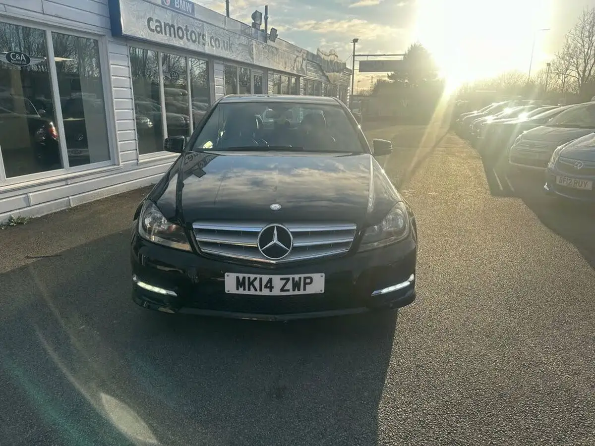 2014-mercedes-benz-c-class-21cdi-c200-cdi-amg-sport-saloon-4d-big-1