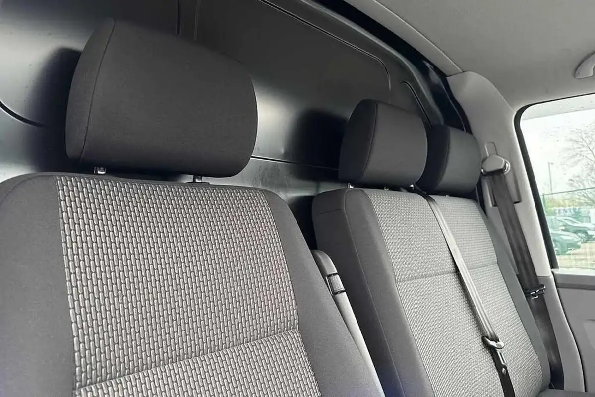 2024-volkswagen-transporter-big-20