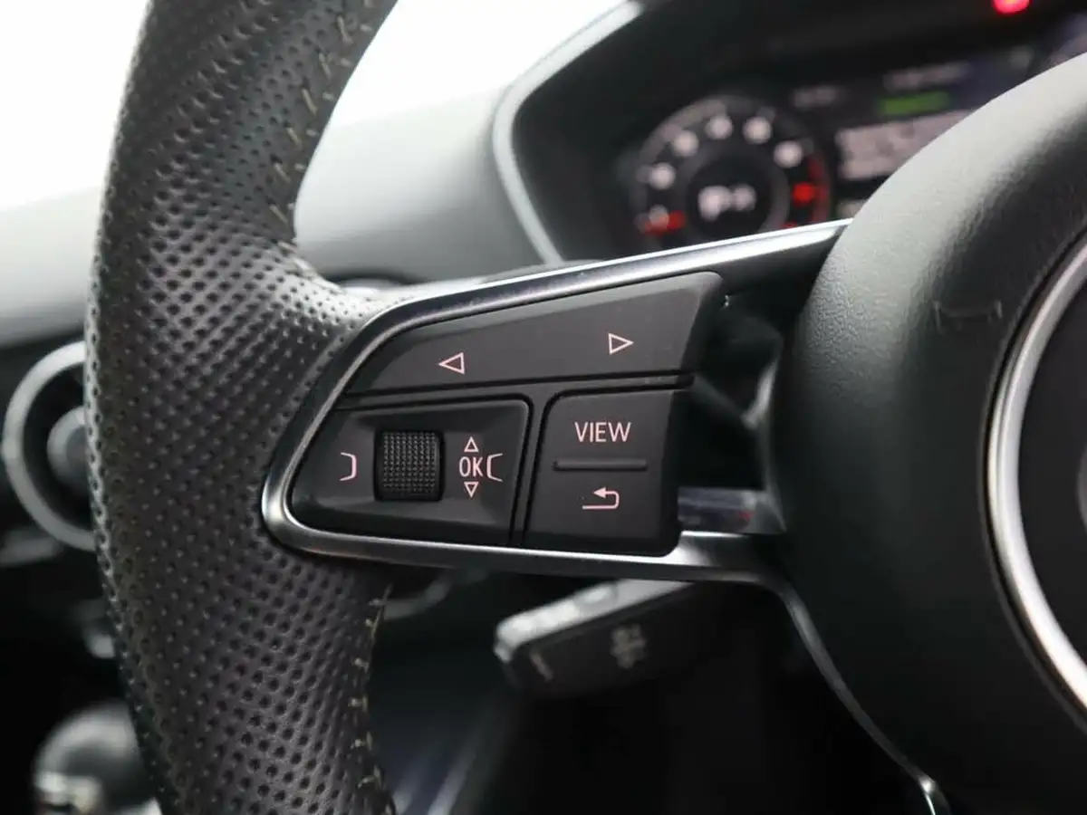 2019-audi-tt-coupe-20-40-tfsi-s-line-big-21