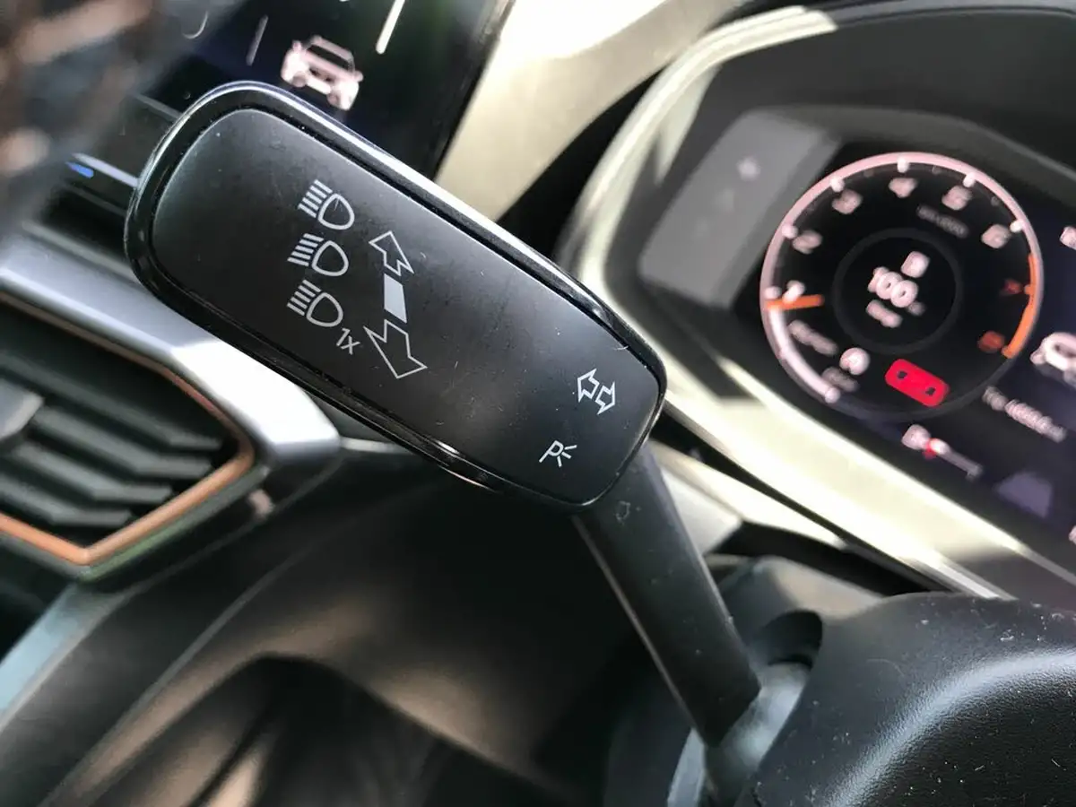 2024-cupra-formentor-20-tsi-v1-big-23