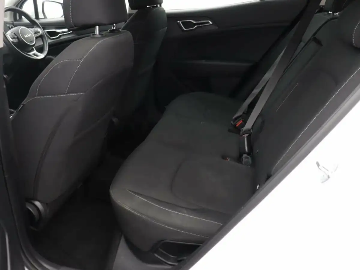 2023-kia-sportage-16-t-gdi-2-148bhp-big-9