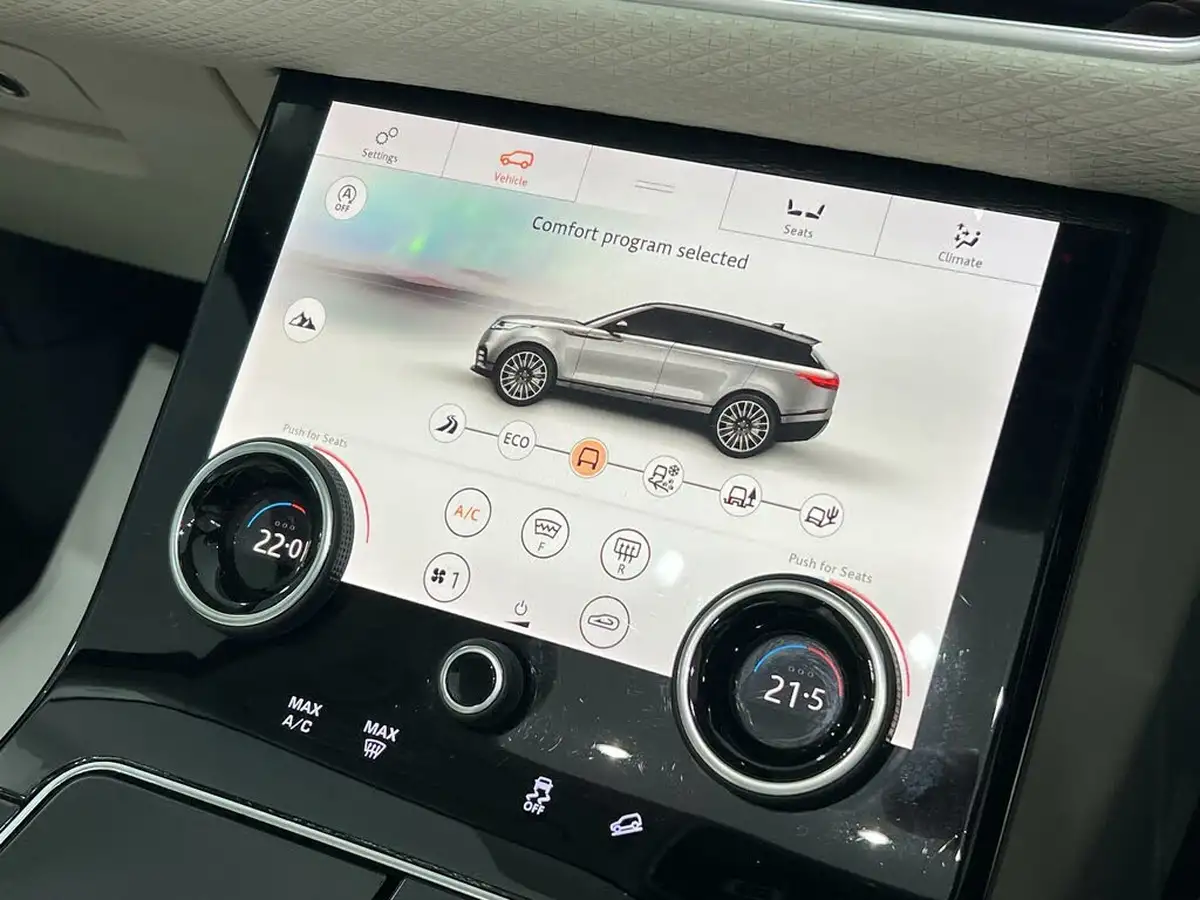 2017-land-rover-range-rover-velar-20-d240-s-big-42
