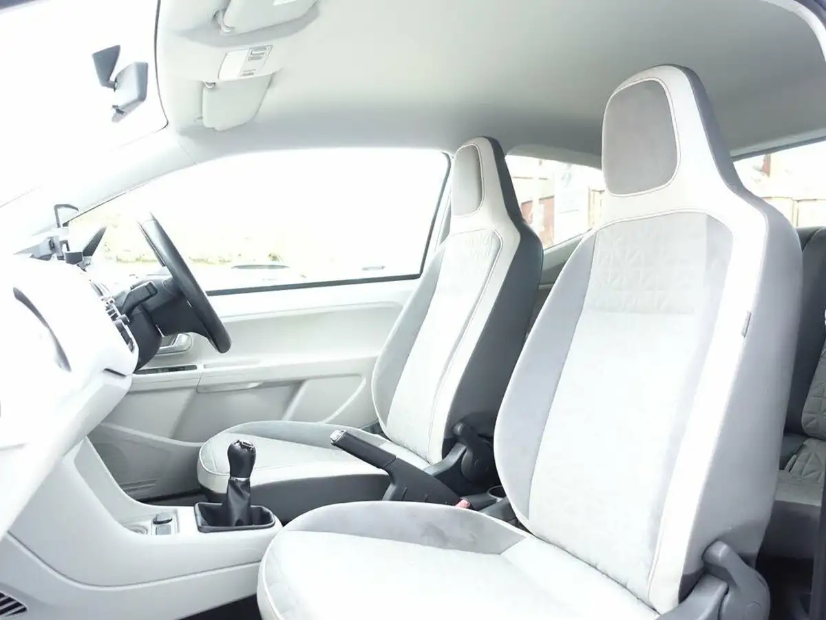 2018-volkswagen-up-10-up-beats-60ps-ss-3d-big-8