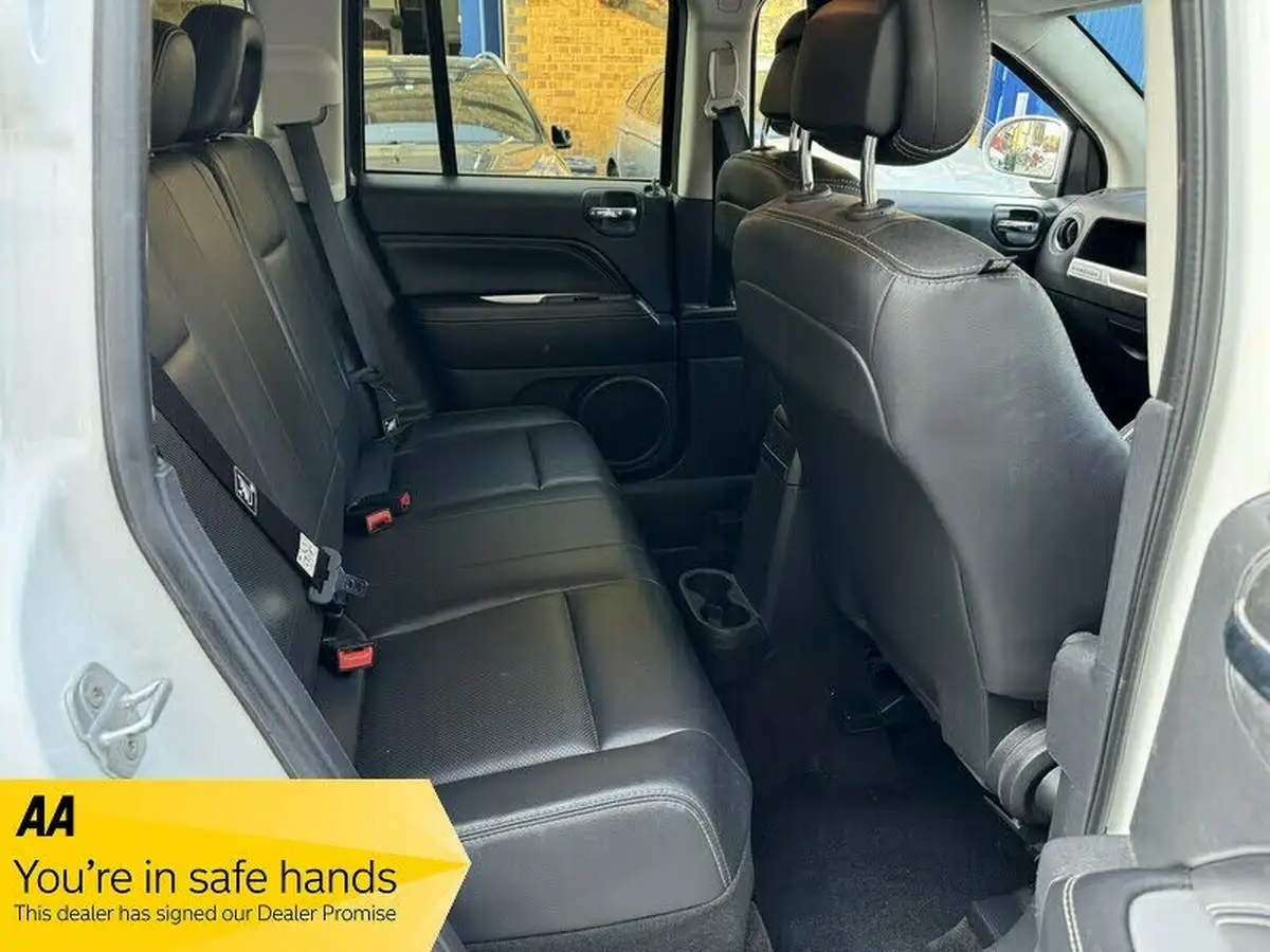 2014-jeep-compass-24-limited-big-10