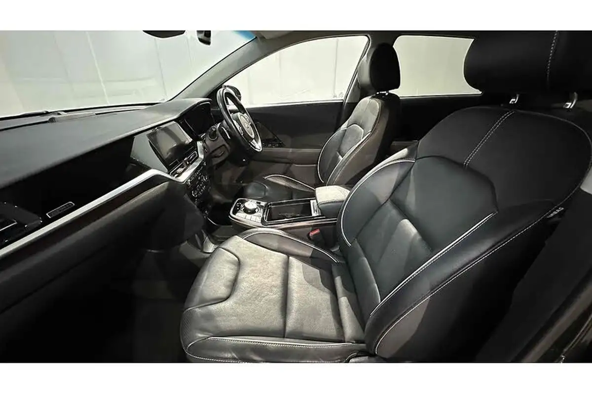 2021-kia-e-niro-ev-4-big-17
