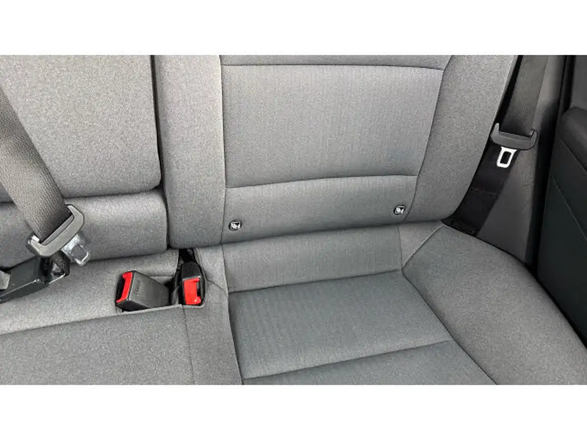 2022-hyundai-ioniq-e-premium-electric-big-39