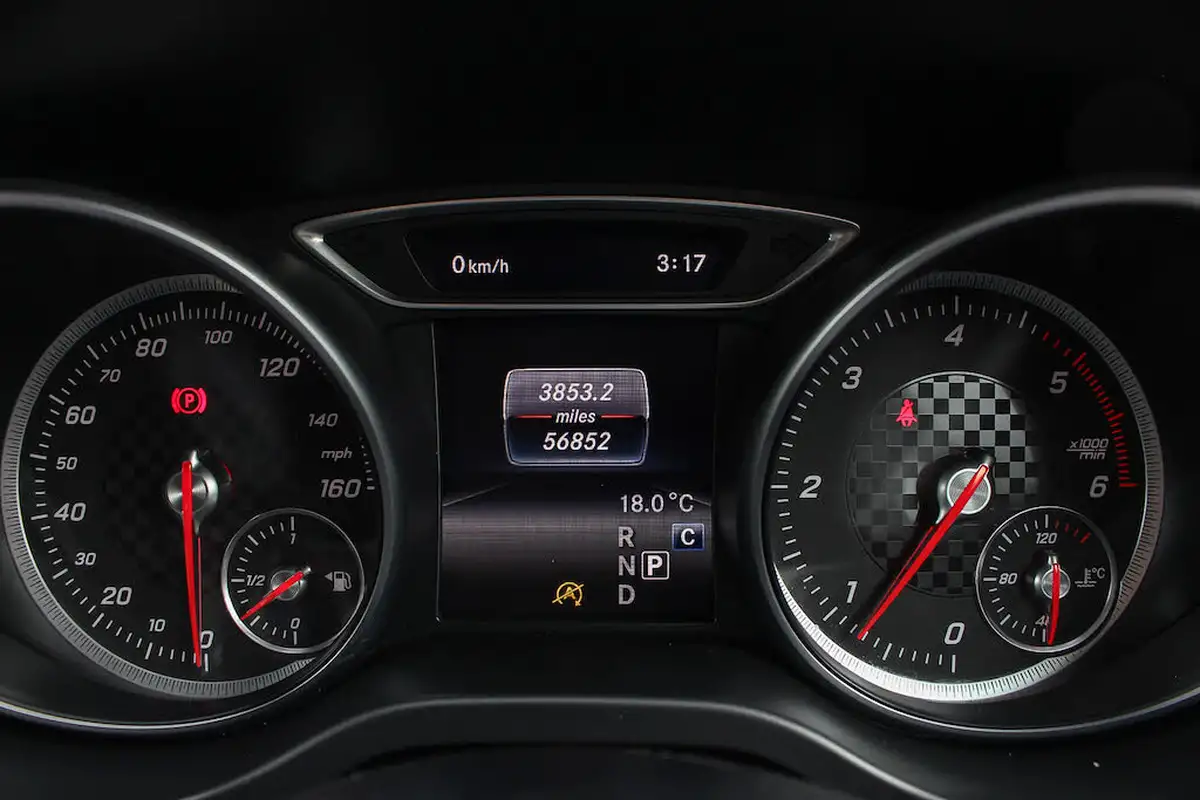 2017-mercedes-benz-a-class-21d-a200d-amg-line-premiumss-7g-dct-big-44