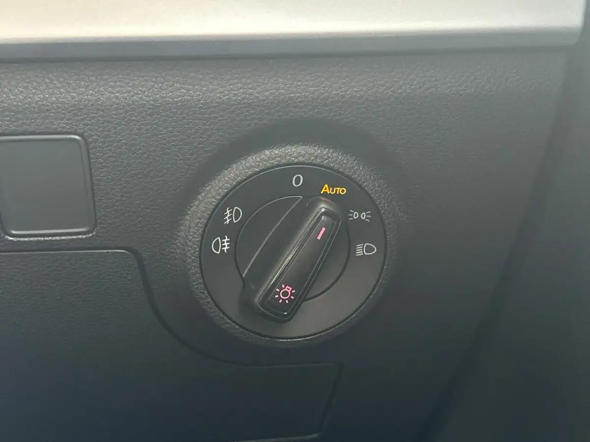 2025-seat-ibiza-10-tsi-fr-sport-115ps-big-23