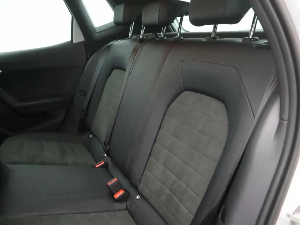 2025-seat-arona-10-tsi-fr-sport-dsg-big-9