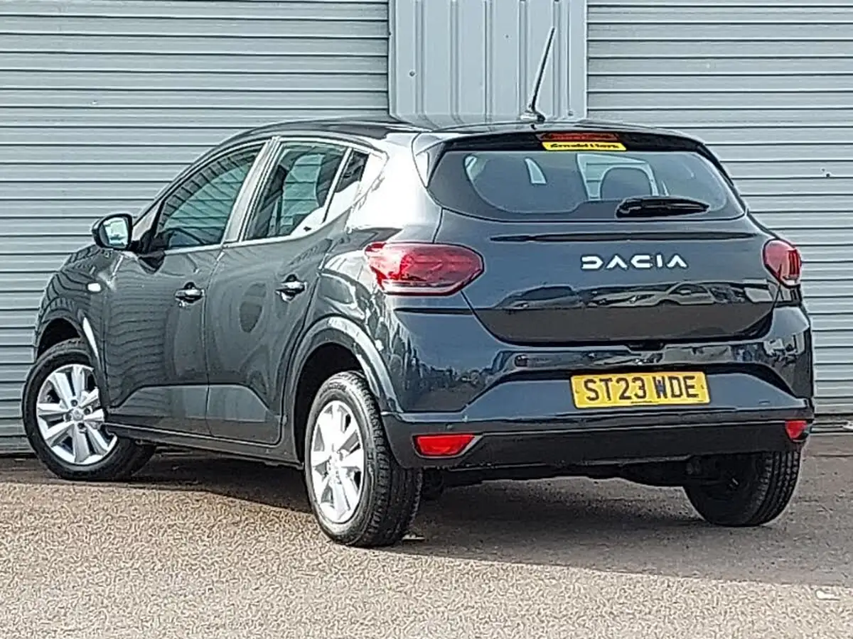 2023-dacia-sandero-10-tce-expression-90bhp-big-1