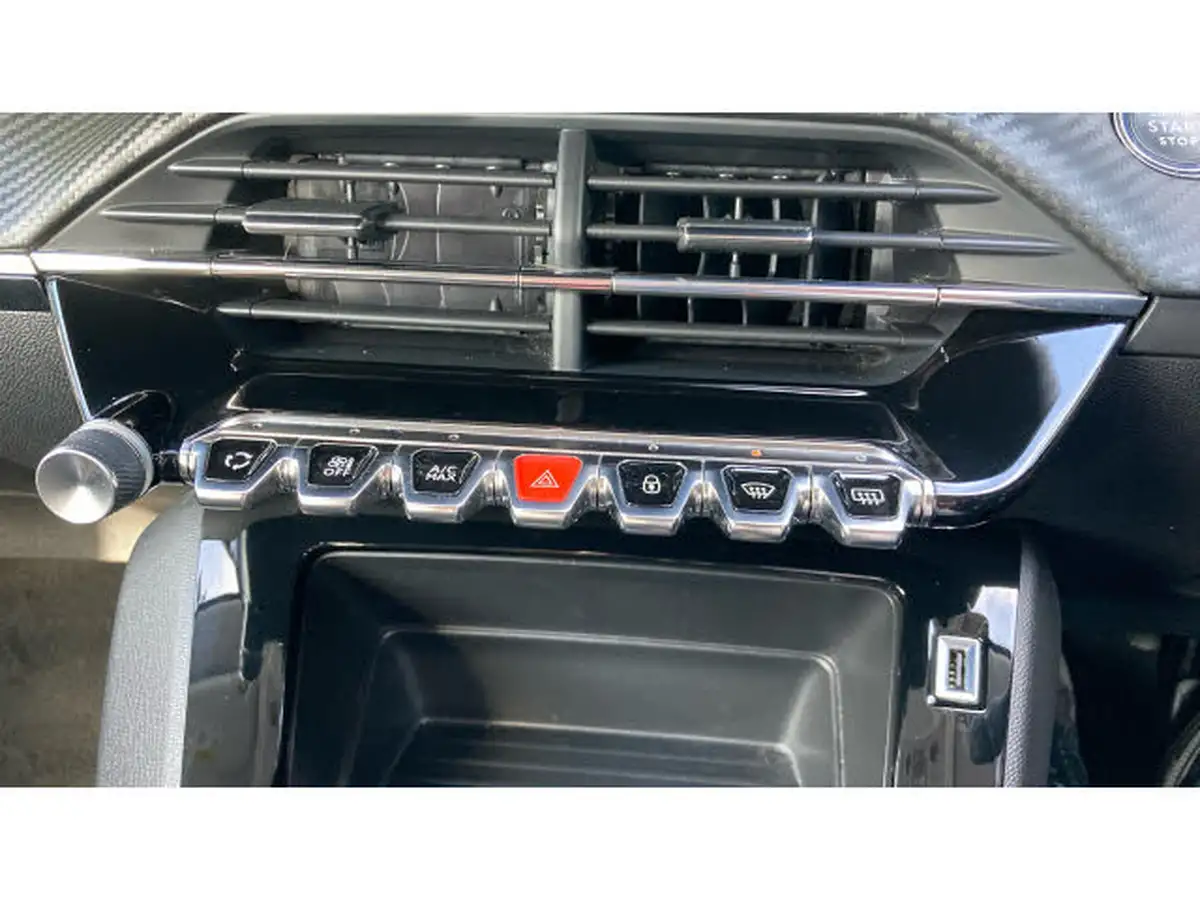 2020-peugeot-208-12-puretech-active-100bhp-big-22