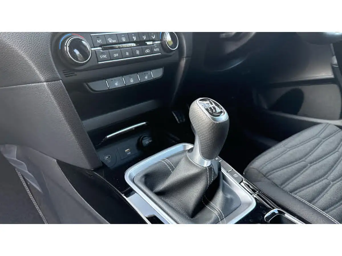 2024-kia-xceed-15-t-gdi-gt-line-138bhp-big-12