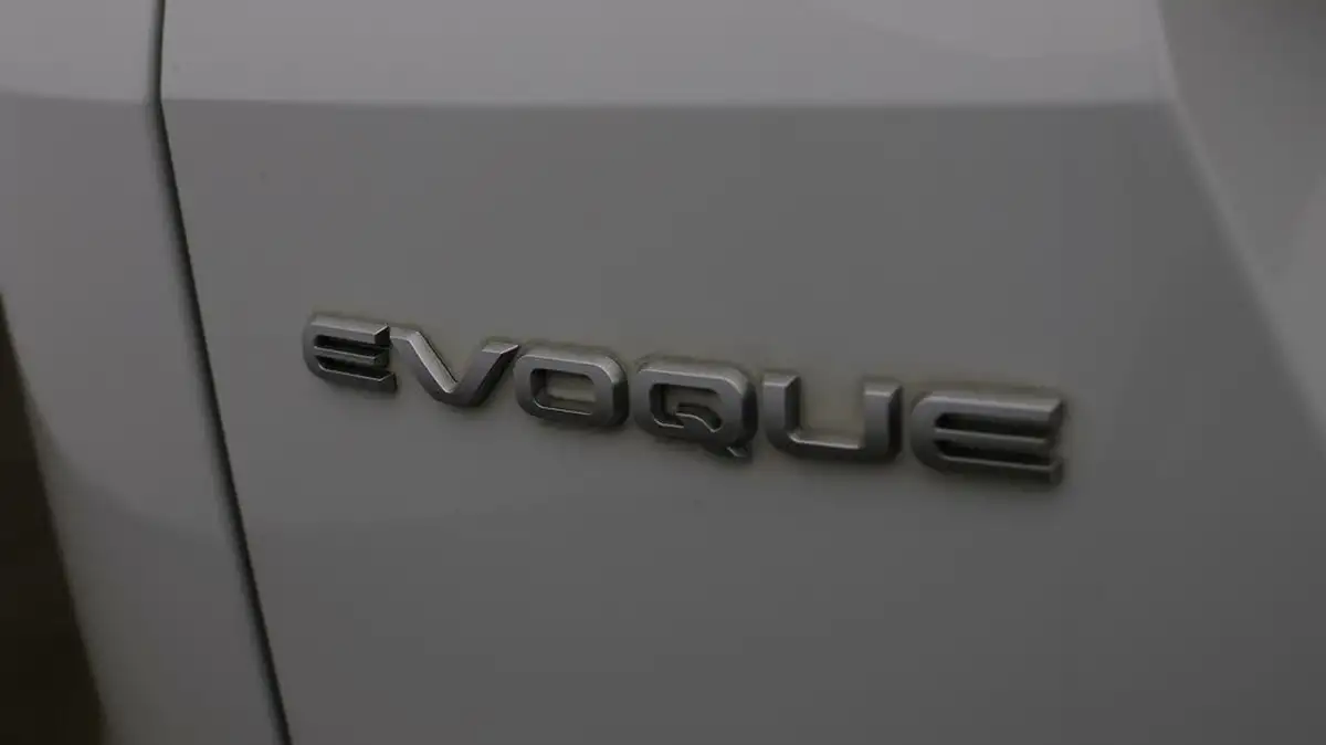2021-land-rover-range-rover-evoque-20-p200-s-big-19